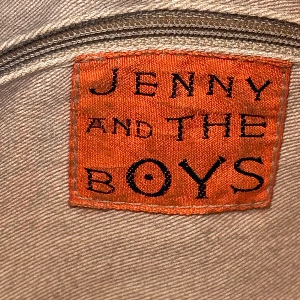 Jenny and the boys woven raffia or straw tote bag - Picture 8 of 11